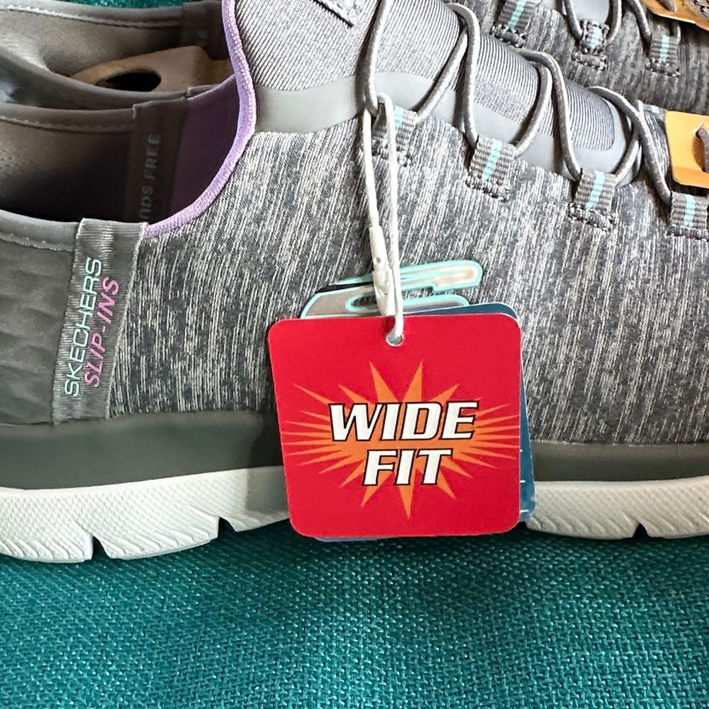 Skechers Women's Gray and White Sneakers - Picture 4 of 8
